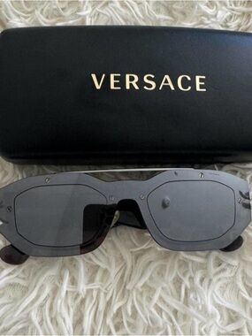 Authentic Versace Grey Smoke Shield Sunglasses with Gold Accents